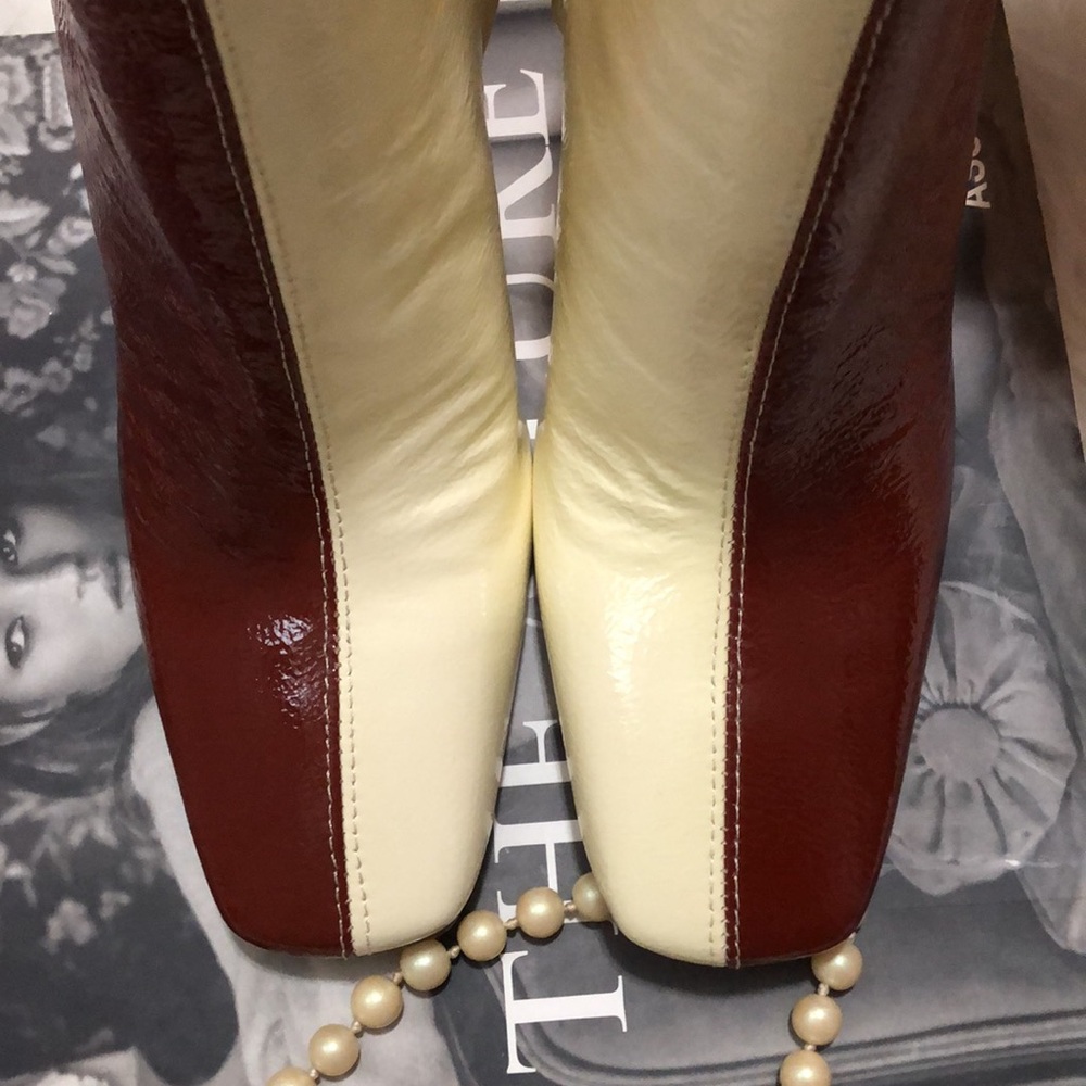 BNIB • ASOS • Two-Tone Leather Ankle Boots - Picture 3 of 15